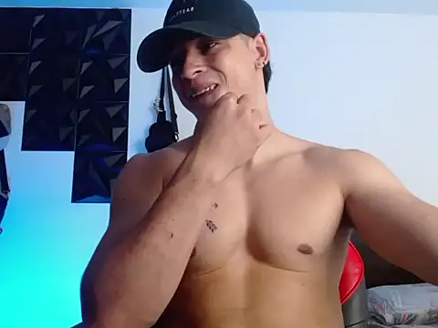 Snapshot of adam_keith chatting on November 27, 4:42 pm adam keith online show from November 27, 4:42 pm