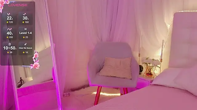 lilly rooyse online show from November 22, 6:34 am