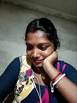 Snapshot of vipmonalisha chatting on November 19, 2:28 pm vipmonalisha online show from November 19, 2:28 pm