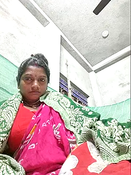 Snapshot of vipmonalisha chatting on December 17, 2:23 pm vipmonalisha online show from December 17, 2:23 pm