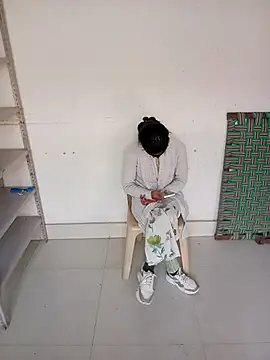 Sunita-collage online show from November 19, 4:45 am