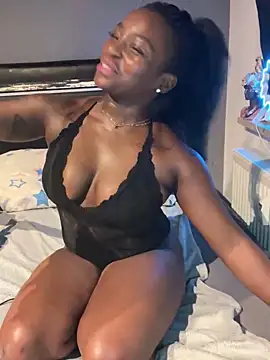 HotKaylaa online show from November 27, 11:40 pm