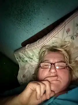 MilaTamila456 online show from December 2, 3:01 am