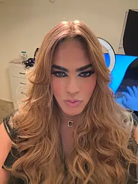 rikiisaac5 online show from November 26, 4:46 am