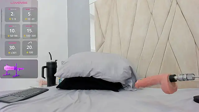 Ashton  Montana online show from November 28, 7:38 pm