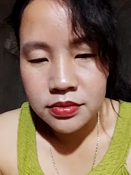 yelow-bee online show from November 13, 4:06 pm