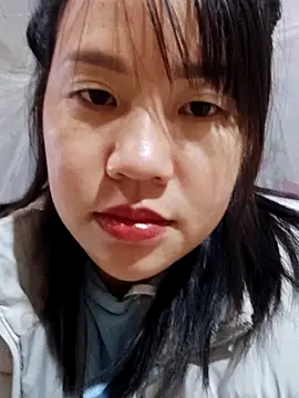 yelow-bee online show from November 20, 12:00 am