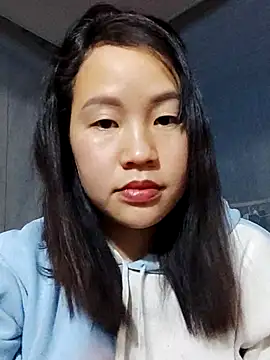 yelow-bee online show from December 17, 3:51 pm