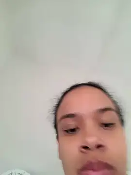 kyliecastell online show from November 21, 2:27 pm