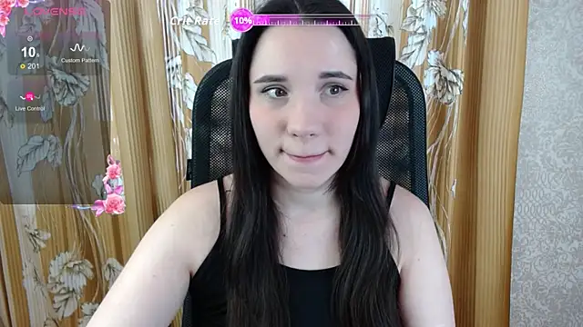 Snapshot of KateForYou chatting on November 21, 10:47 am KateForYou online show from November 21, 10:47 am