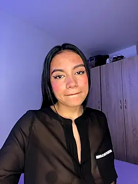 charlo-hot online show from November 17, 6:41 am