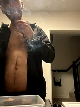 Snapshot of Kinkycouple142 chatting on November 16, 1:33 am Kinkycouple142 online show from November 16, 1:33 am