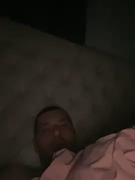 Snapshot of Kinkycouple142 chatting on November 16, 4:45 pm Kinkycouple142 online show from November 16, 4:45 pm