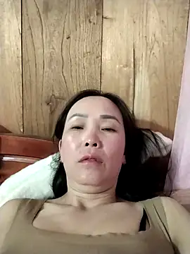 Feeling-hot online show from November 21, 7:40 am