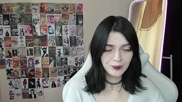 EmmaDarkk online show from November 15, 7:38 am