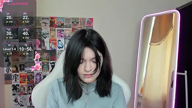 EmmaDarkk online show from November 18, 7:57 am