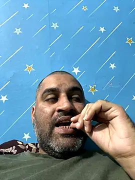 Snapshot of arjunforyou4 chatting on November 23, 9:31 am arjunforyou4 online show from November 23, 9:31 am