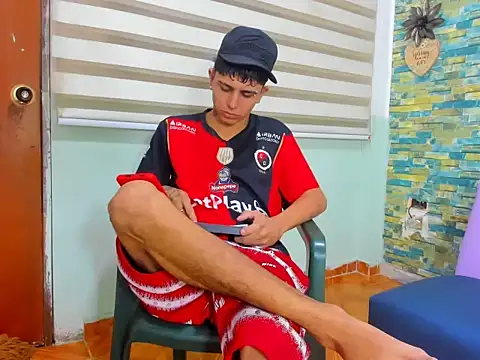 naughty boy Maicoll online show from November 16, 11:27 am