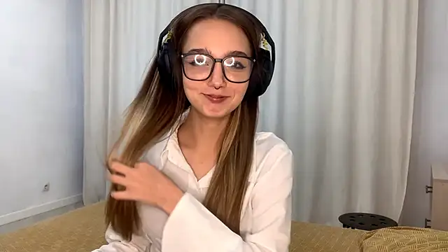 HoaPatton online show from November 11, 10:04 am