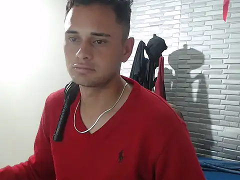 Snapshot of taurosex2025 chatting on November 18, 1:33 am taurosex2025 online show from November 18, 1:33 am