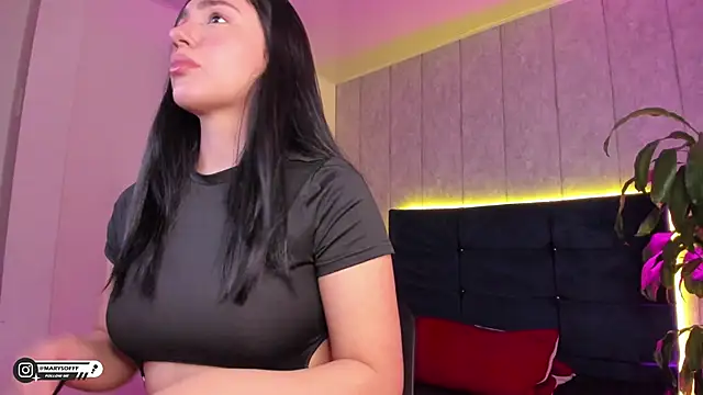 marysofff online show from December 1, 8:25 pm