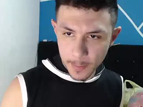 damiansexyboy69 online show from November 14, 3:16 am