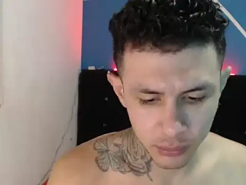 damiansexyboy69 online show from November 21, 4:44 am