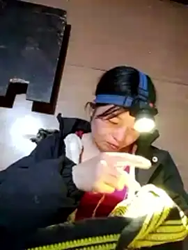 may-man online show from November 18, 11:58 am