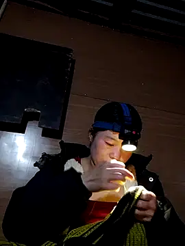 may-man online show from November 20, 12:49 pm