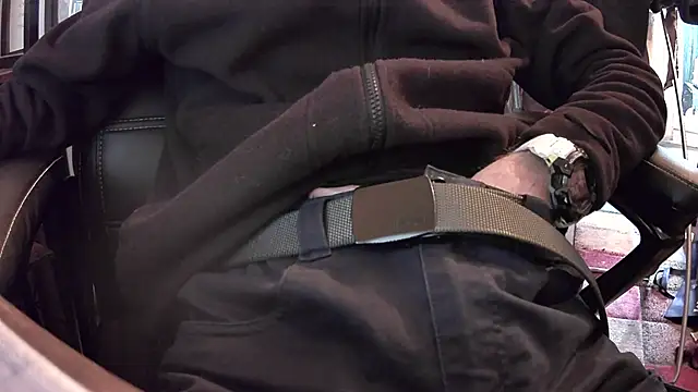 Chrisatmiami online show from November 21, 1:43 pm