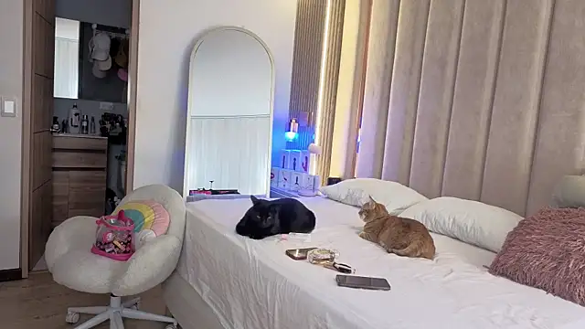 Iamnyxy online show from December 1, 11:04 am