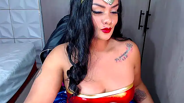 katecute88 online show from October 31, 4:08 pm