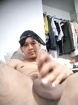 Chris    Col online show from November 26, 4:41 pm