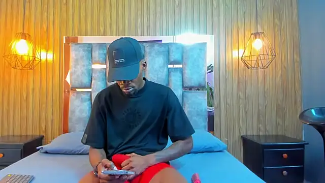 Ethan  OPry online show from December 16, 8:03 pm