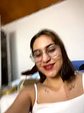 nani rosse of online show from December 1, 11:43 pm