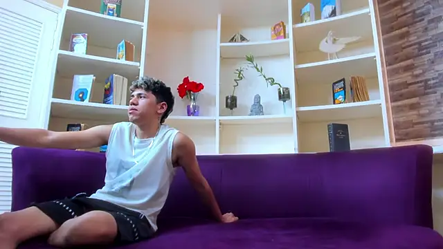 Boys Pranks online show from November 18, 8:24 pm