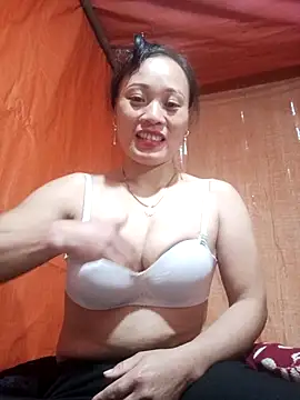 t-t-babe online show from November 23, 1:27 am