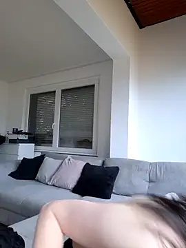 Lilly hase online show from November 17, 9:37 am