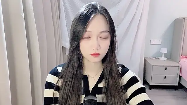 Snapshot of BoiI2u chatting on November 22, 3:22 pm BoiI2u online show from November 22, 3:22 pm