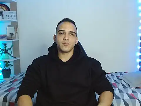 Maax30233 online show from November 27, 5:37 pm