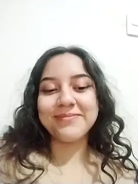 Snapshot of chibi_love chatting on November 14, 5:39 am chibi love online show from November 14, 5:39 am