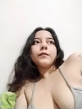 Snapshot of chibi_love chatting on November 15, 6:44 am chibi love online show from November 15, 6:44 am