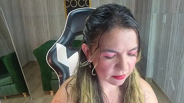 paula lorens t1  online show from November 22, 2:54 am