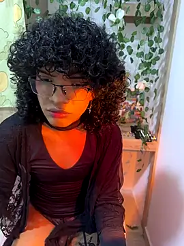 Snapshot of FemboyCarti chatting on November 17, 4:18 am FemboyCarti online show from November 17, 4:18 am