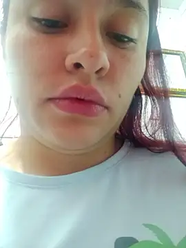 swetttmomy online show from November 20, 1:39 am