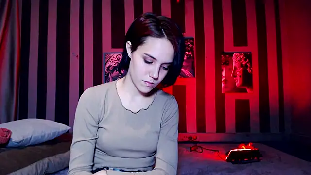 onaloon online show from November 26, 1:39 am