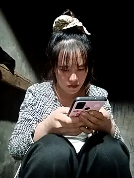 sorry-yeu online show from November 25, 3:12 pm