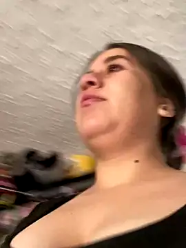 Snapshot of Scarlett_Noire_outdoors chatting on November 28, 8:44 pm Scarlett Noire outdoors online show from November 28, 8:44 pm