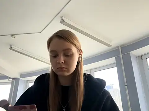 PaulitaSolow online show from November 19, 7:52 am