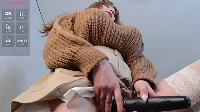 AdritVance online show from November 29, 7:44 am